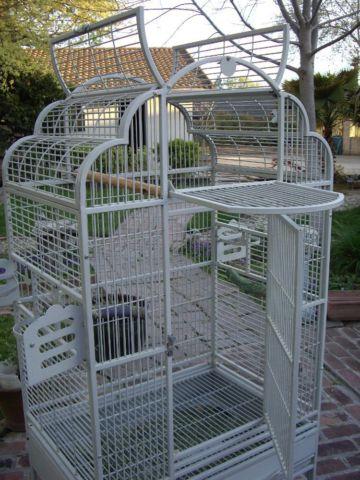 Large Bird Cage w/play area at Top