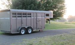 2 horse bumper pull, very good floor, rubber mats, tack area, like new padding still, new tires, removable center divider, title in hand, no need for inspection, 1900 lbs, ready to haul nothing needed! This is an older trailer but has been very well cared